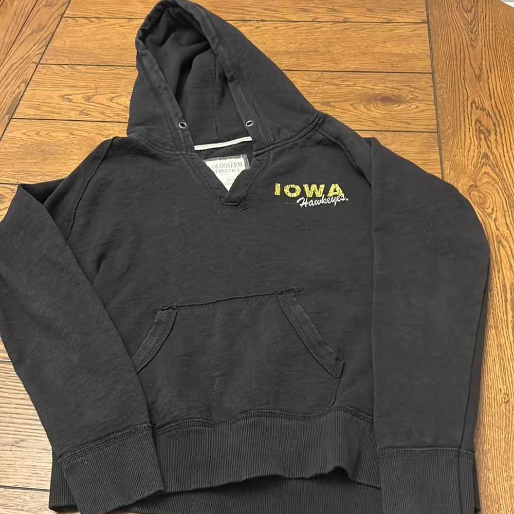 Iowa Hawkeyes Women’s Pullover Hoodie Sweatshirt M